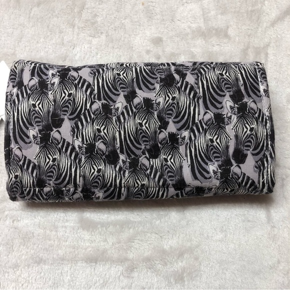 NWT Lovin' Each Stitch Zebra Cloth Wallet - Picture 4 of 6
